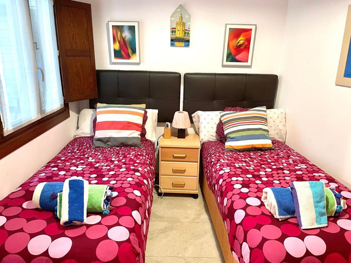 Apartamento Centro Plaza Salvador, Wifi Free& Parking Opcional Seville Exterior photo